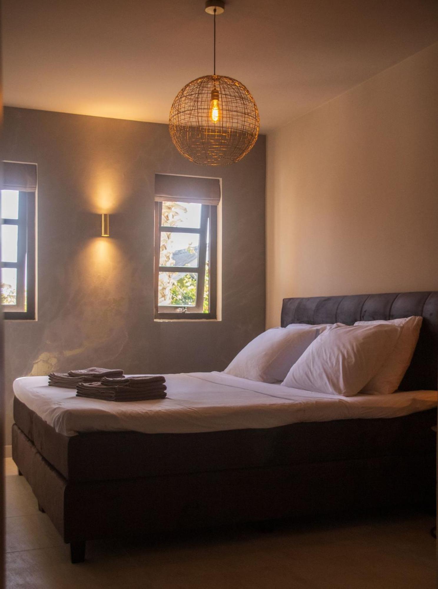 Major. Suites Curacao Willemstad Bagian luar foto