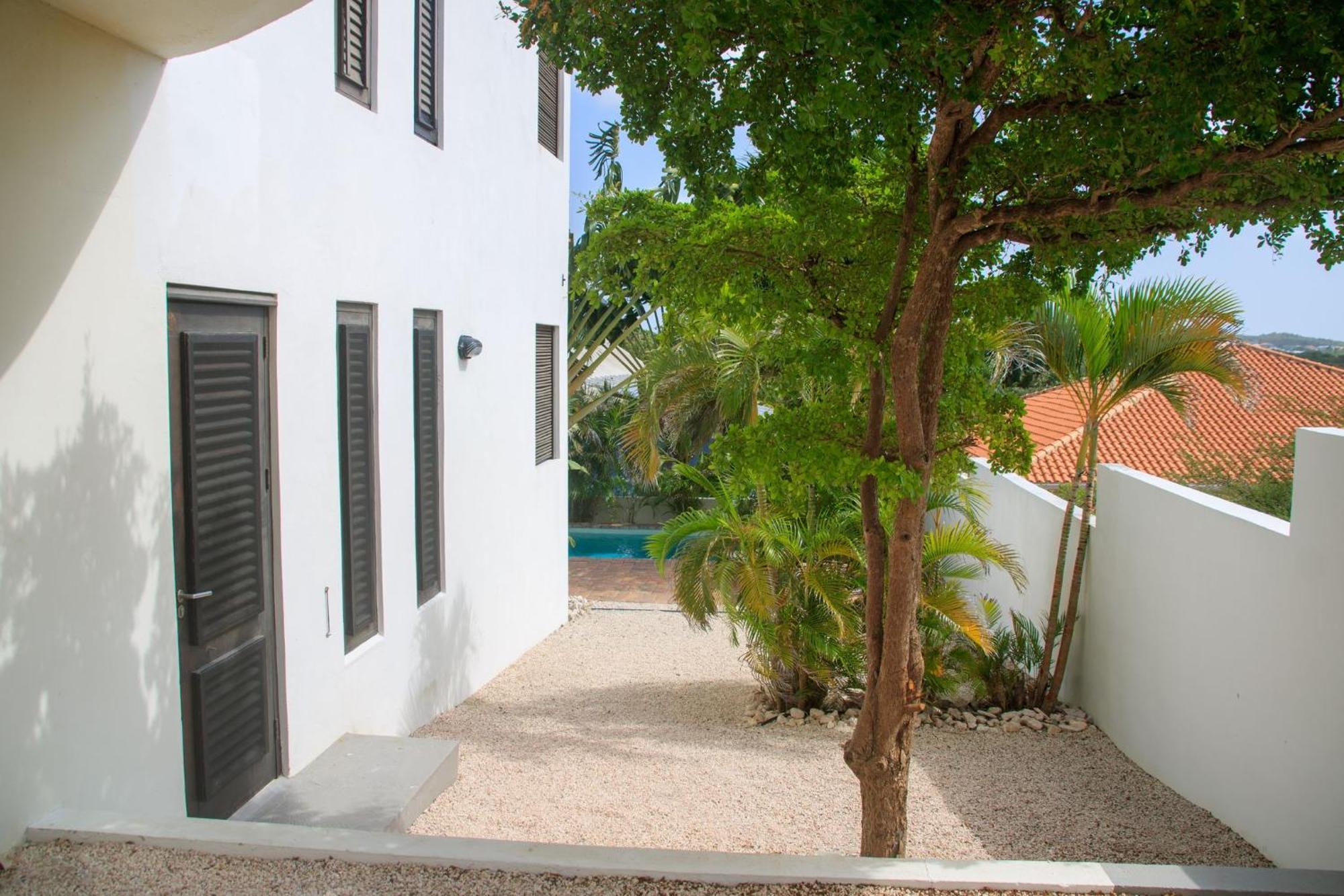 Major. Suites Curacao Willemstad Bagian luar foto