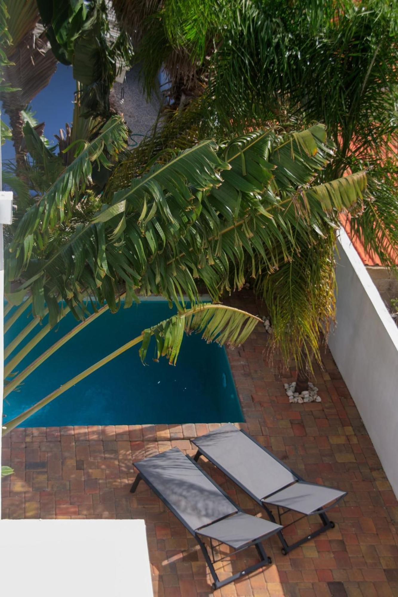 Major. Suites Curacao Willemstad Bagian luar foto